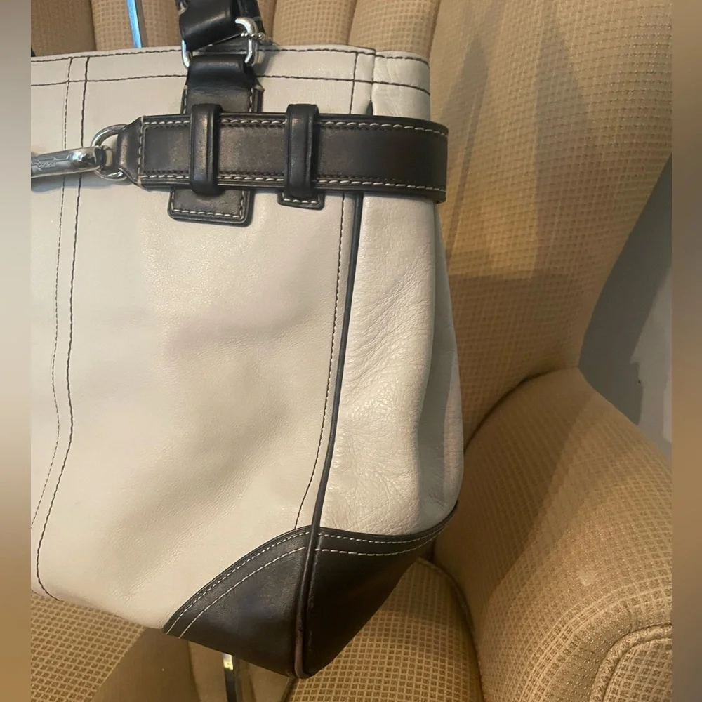 Vintage Coach Hampton Leather Belted Satchel Shoulder Handbag